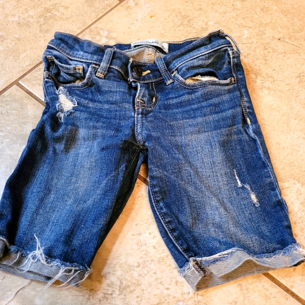 Girls Abercrombie shorts